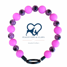 Load image into Gallery viewer, Glowing Pink Spiders